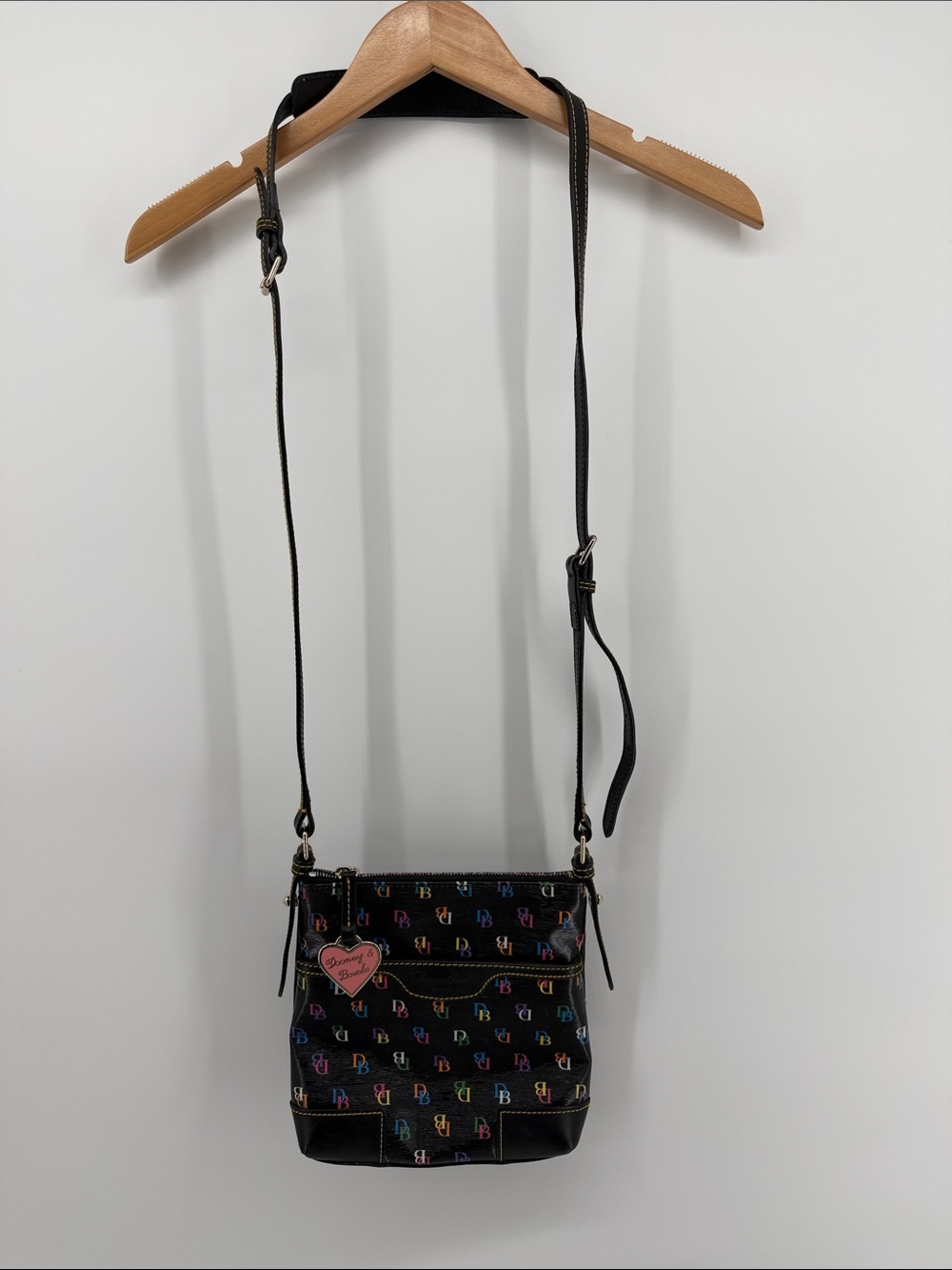 Dooney & Bourke Rainbow Crossbody Bag in Black A13